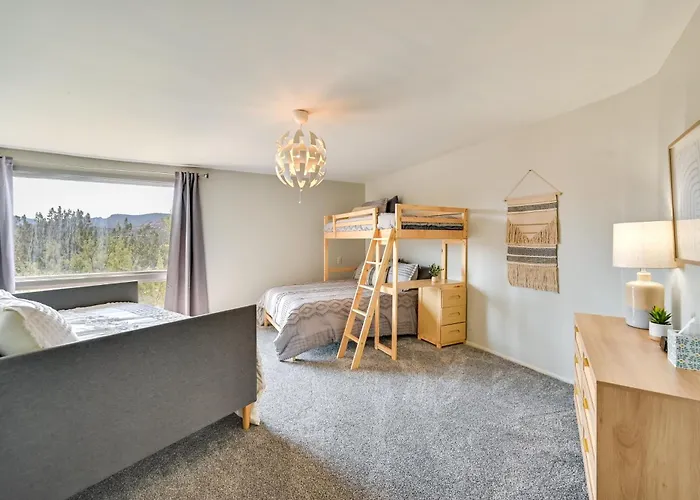 Holiday home Near Red Rock State Park With Balcony *